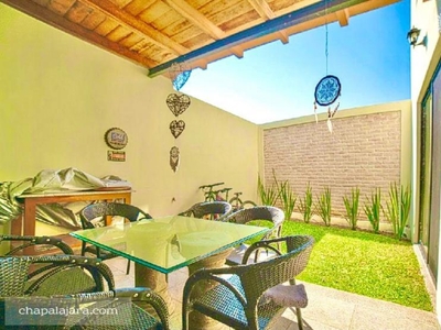 Casa en Venta en San Antonio Tlayacapan Chapala, Jalisco