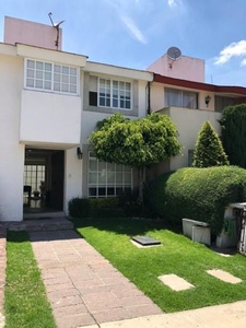 Casa muy linda y cómoda en Lomas del Sol