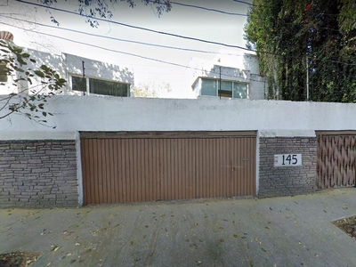 Doomos. Venta Casa 4 Habitaciones 4 Baños de Remate en San Jeronimo La Magdalena Contreras CDMX