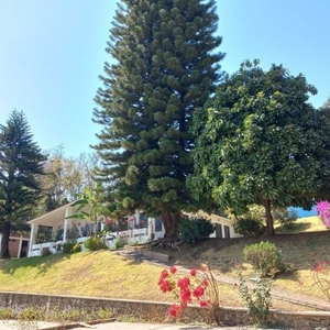 Linda casa en un nivel ubicada en Rancho Cortés