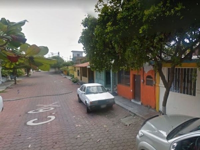 Remate de Casa adjudicada en el centro de Manzanillo