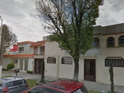 REMATE DE CASA EN BONITA ZONA DE NAUCALPAN