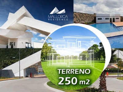 Se Vende Terreno de 250 m2 en Mallorca Residence, Casa Club, Seguridad 24.7..
