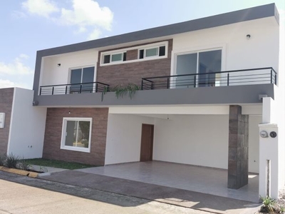 Vendo estupenda casa en COATEPEC, Veracruz, Xochiapam
