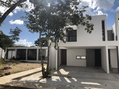 Doomos. Casa en venta en Mérida,Yucatán