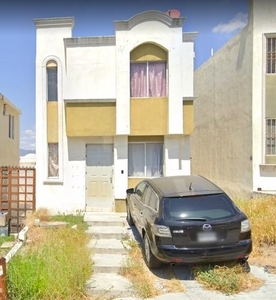 Doomos. Casa en VENTA SANTA CATARINA	NUEVO LEON EN REMATE SA