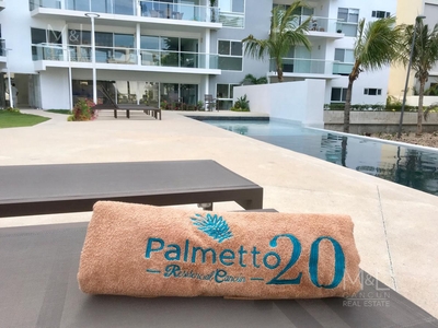Doomos. Departamento en Venta en Cancún, PALMETTO 20, Penthouse con Roof Garden 3 recámaras Palmaris