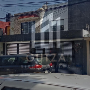Doomos. Venta Casa 2 Recamaras 2 Baños en Real Atizapan de Remate en el Estado de Mexico