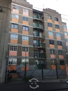 EXCELENTE DEPARTAMENTO EN PLANTA BAJA