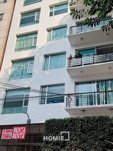 Exclusivo departamento con balcón en Col. Granada