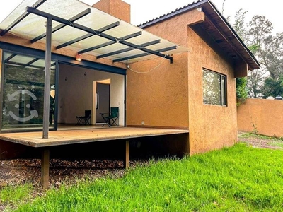 RENTA CASA EN VALLE DE BRAVO - LA CASITA