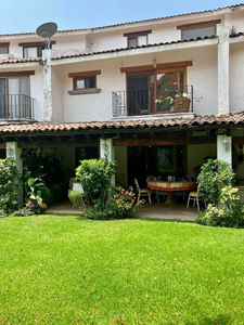 Casa En Venta En Vista Hermosa, Cuernavaca