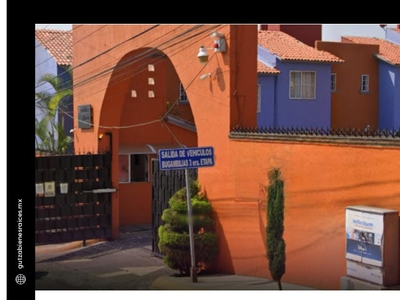 Doomos. Casa Privada Monarca Cuernavaca Morelos en Remate