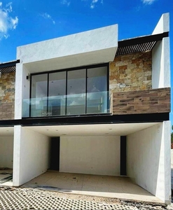 Doomos. TOWNHOUSE EN VENTA A 10 MINUTOS DE ALTABRISA, MÉRIDA YUCATÁN