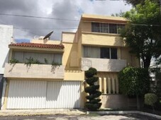 4 cuartos, 372 m se vende casa en fraccionamiento estrella del sur