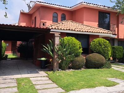 Casa en condominio en renta Avenida Leona Vicario, Puerta De Hierro, Metepec, Estado De México, México