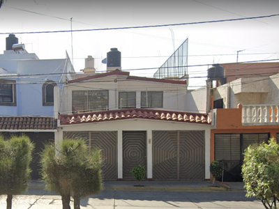 Casa en venta Avenida Bosque De Egipto 45-56, Aragon, Bosques De Aragón, Nezahualcóyotl, México, 57170, Mex