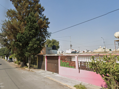 Casa en venta Calle Alondras 103-109, Unidad Hab Izcalli Jardines, Ecatepec De Morelos, México, 55050, Mex