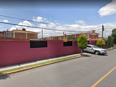 Casa en venta Calle Pedro Ascencio 112, Mz 012, Santa Cruz, Metepec, Estado De México, México