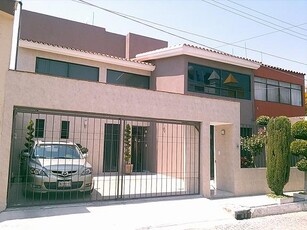 CASA EN RENTA, FRACCIONAMIENTO ESTRELLAS DEL SUR