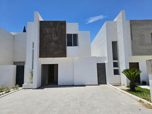 Casa En Venta En Colonia Residencial Senderos, Torreón, Coahuila De Zaragoza