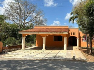 Doomos. Casa en venta en Club de Golf La Ceiba en Mérida,Yucatán