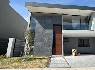 Doomos. Casa En Venta Lomas Del Molino IV León Guanajuato