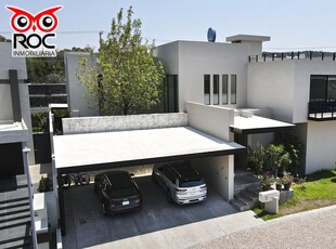 Doomos. CASA VENTA EN LA RICA CON 4 RECAMARAS CON CASA CLUB SEGURIDAD LAS 24 HORAS