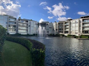 Doomos. TERRAZA Y VISTA AL LAGO EN MISIONES, SANTA FE