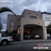 Casa en Venta en Tlaxcalancingo San Andres Cholula Puebla, San Bernardino Tlaxcalancingo - 9 habitaciones - 375.00 m2