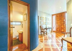 en venta, hermosa casa en lomas de tecamachalco - 5 recámaras - 6 baños