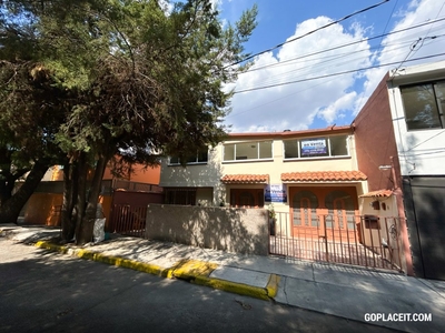Casa en Venta en Naucalpan de Juarez, México