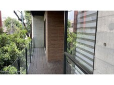 Exclusivo depa exterior con amplio balcón en Nápoles