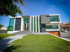 Casas en venta - 893m2 - 6+ recámaras - Valle Real - $36,000,000