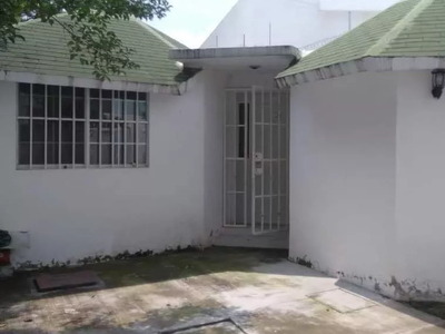 Casa De Una Planta En Renta Colonia Arboledas