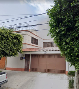 Casa En Col Del Carmen En Coyoacan (recuperacion Bancaria)(s5)