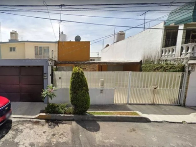 Casa En Venta En Azcapotzalco, Gran Oportunidad De Remate Bancario