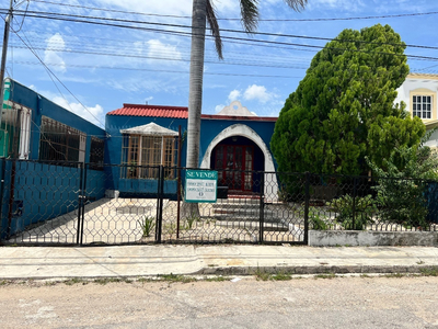 Casa En Venta En Residencial Pinos , Merida, Yucatan