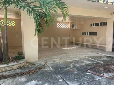 Casa En Venta, Playa Del Carmen Solidaridad