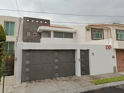 Casa En Venta, Zona Colinas Del Cimatario, Santiago De Querétaro, México, Remate Bancario