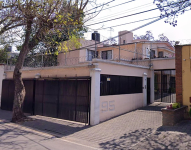 Casa En Xochimilco, Santa María Tepepan (jgr)