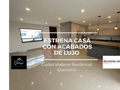 Estrena Casa Con Acabados De Lujo | $2,950,000 | Amplia | Ciudad Maderas Residencial | Queretaro