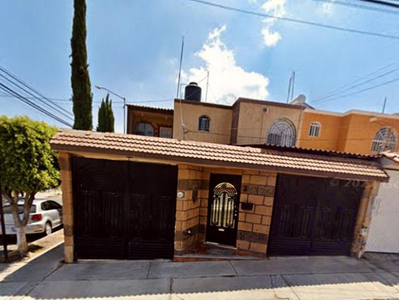 Venta De Casa En Queretaro, Excelente Oportunidad De Remate Bancario