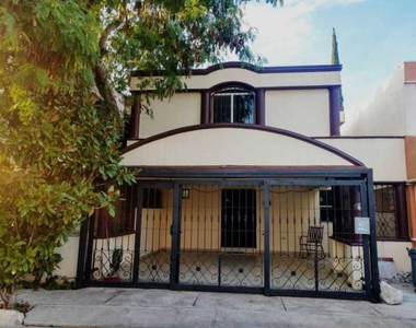 CASA EN VENTA CERRADAS DE ANAHUAC, ESCOBEDO, NUEVO LEON