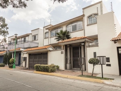 Casa en Venta en HUIXQUILUCAN