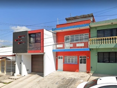 Casa En Venta Excelente Opcion En Rafael Ramirez Centro Xalapa Veracruz Remate Bancario