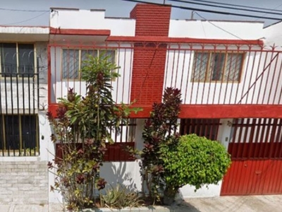 CASA VENTA, GUSTAVO A. MADERO