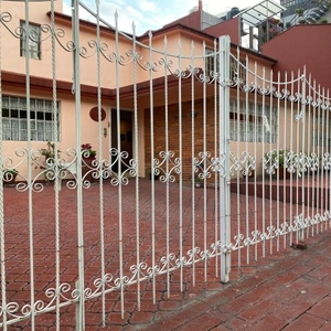Residencia en venta fraccionamiento privado. Santa Cruz Acatlán, Edo. Mex.