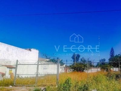 TERRENO EN VENTA EN CIRCUNVALACIÓN OBLATOS, GUADALAJARA