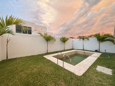 Venta casa totalmente equipada en Conkal en zona residencial con precio de preventa ITZAR Yucatan